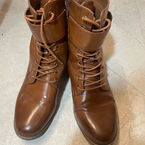 Brown ankle boots size 39 like new