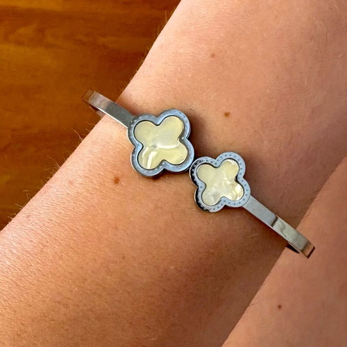 Bracelet new gray and beige