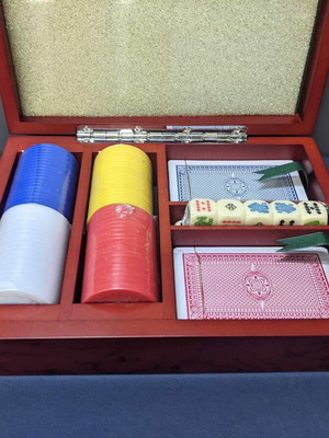 Wooden card box with silver plaque, two decks, dice and chips new