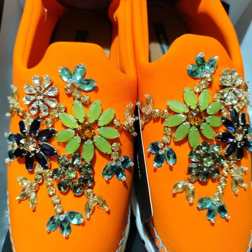 Athletic shoes like new, size 38-39, multicolor orange