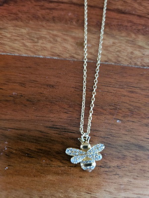 Bee Necklace new, silver