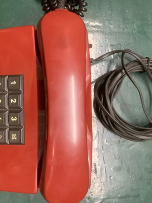 Siemens Tel 0164 vintage ενσύρματο τηλέφωνο σε κόκκινο