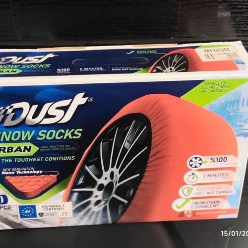 Dust Medium Anti-Slip Snow Socks for Tires 2 Pieces New