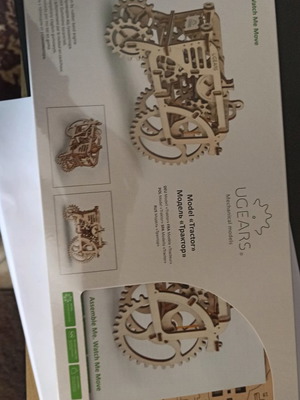 Μοντέλο τρακτέρ UGEARS καινούργιο, σφραγισμένο