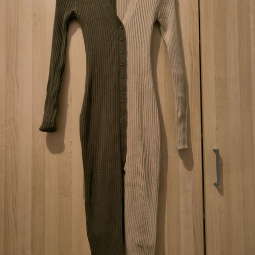 Poeta dress M-L like new two-tone with buttons