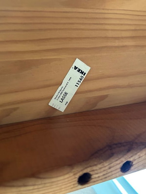 Τραπεζαρία Lasse IKEA μεταχειρισμένη με τέσσερις καρέκλες