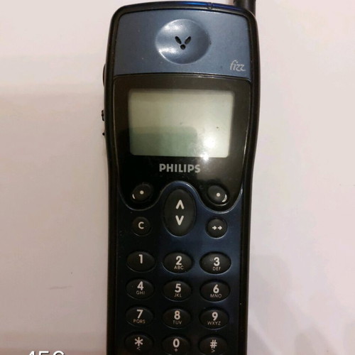 Philips Fizz mobile phone like new, does not charge