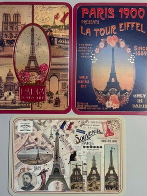 Collectible Paris Postcards souvenir with Eiffel Tower like new