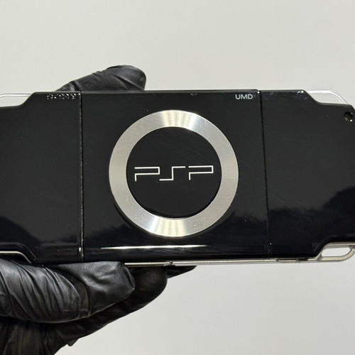 Sony PSP-2000 Piano Black Slim handheld console