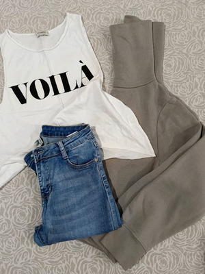 Clothing pack like new with jeans, t-shirt and sweatshirt