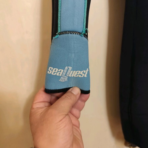 Seaquest surfing suit used