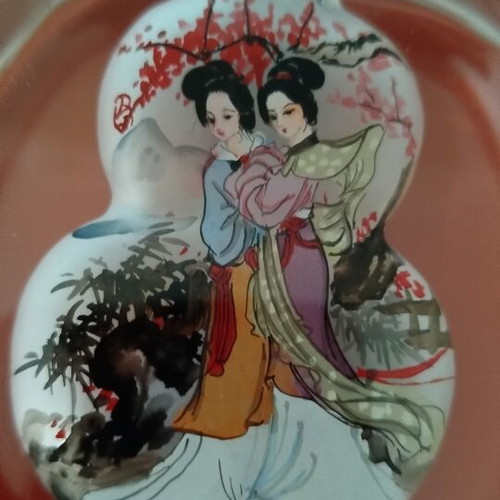Traditional Chinese Snuff Bottle new with original box