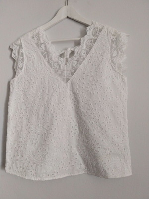 Samantha women's lace blouse like new, white, size M