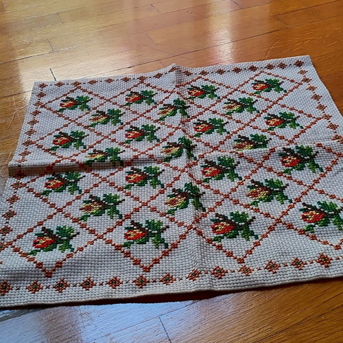 Handmade square 42×42cm unused