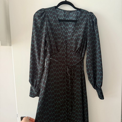 New Look green and black printed maxi dress