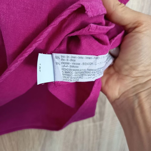 Zara linen mini skirt, size M-L, fuchsia