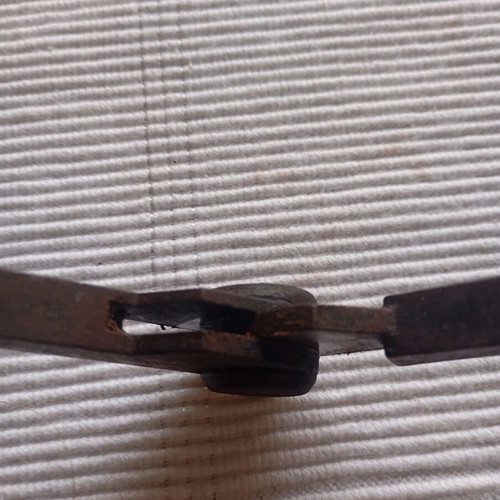 Metal antique compass used