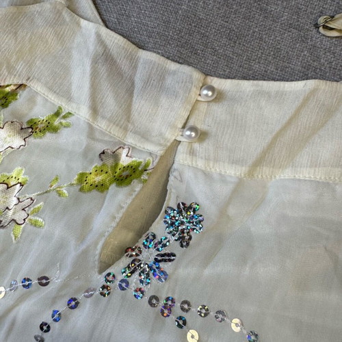 Mini embroidered dress with sequins like new, white multicolor