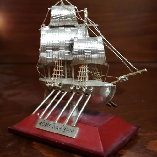Miniature "Rome War Ship"