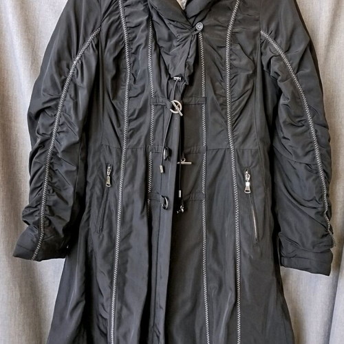 Coat jacket like new, very warm with dedicated collar, black size M