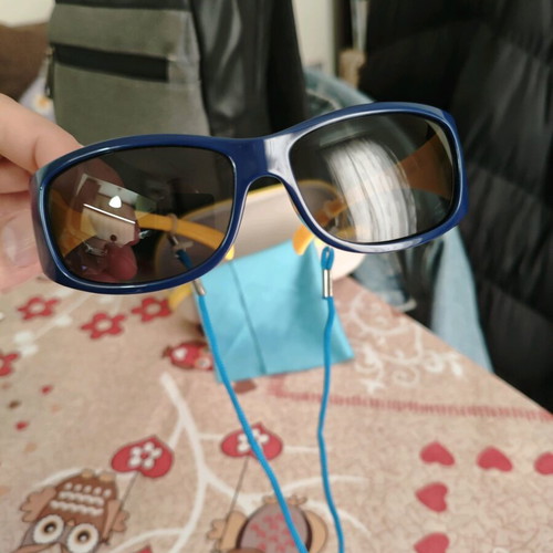 Children's Sunglasses Mati Mati with Polarized Lenses Like New