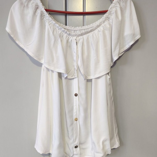 Off Shoulder Top like new, white with decorative buttons