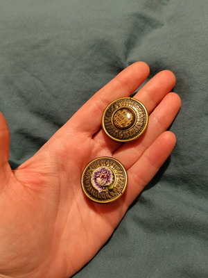 Vintage handmade earrings like new, gold-colored