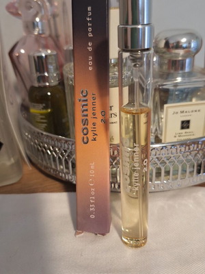Cosmic 2.0 by Kylie Jenner μίνι άρωμα 10ml μεταχειρισμένο, eau de parfum