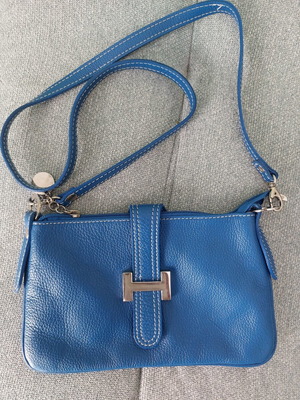 Leather crossbody bag like new, small blue with long strap