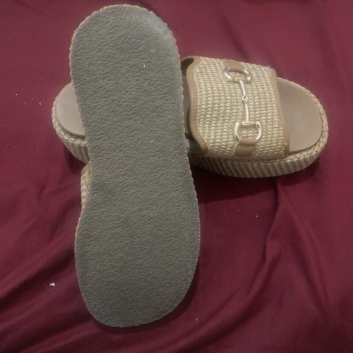 Platform slippers size 39, beige