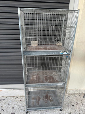Bird cage column used, single construction