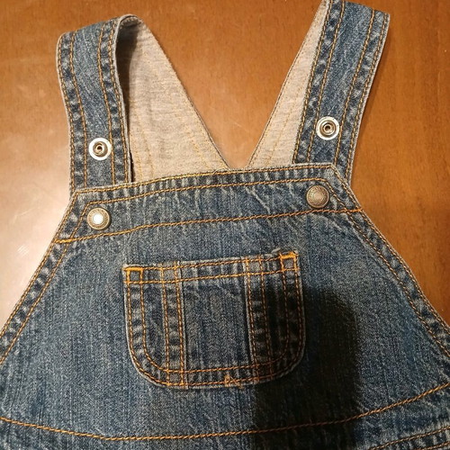Baby Gap denim dress for girl 18-24 months like new, 100% cotton
