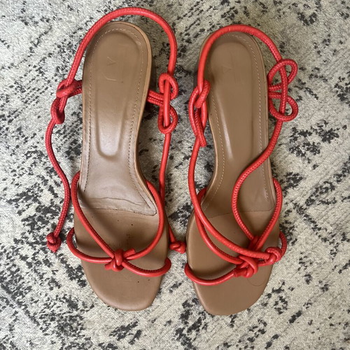 Flattered sandals size 39 like new