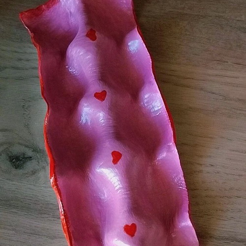 Handmade clay egg holder new in pink with red border and hearts