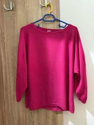 Дамски пуловер като ново, размер М, розов