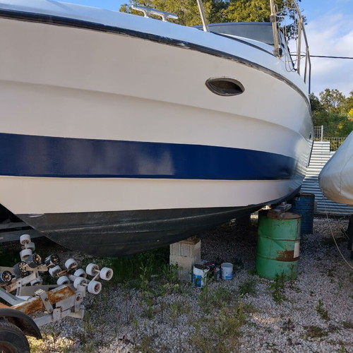 Bayliner Cruiser 30 Foot Recreational Boat like new, 1996