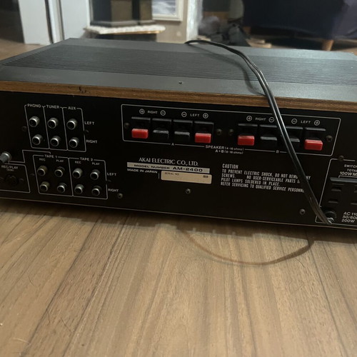 Akai A-2400 stereo amplifier, vintage 1970