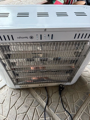 Spotlight quartz heater used, 2400 watt