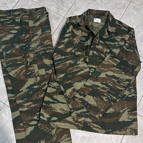 Camouflage military uniform set, pack of 2