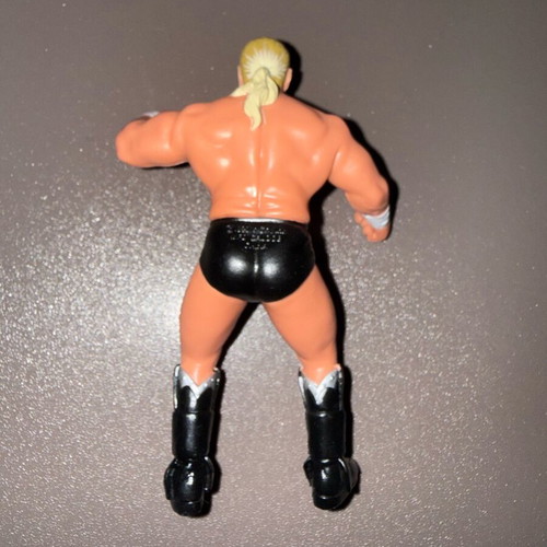 Barry Windham 5" Galoob 1990 wrestling action figure like new