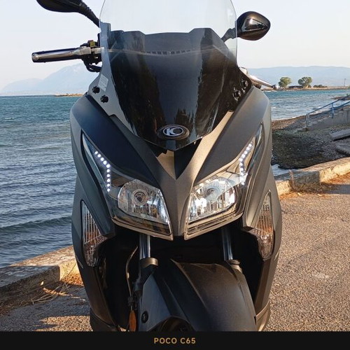 Kymco Downtown 300i scooter like new, 2020, 29,000 km, black