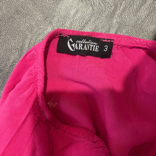 Wrap blouse size XL like new, fuchsia color