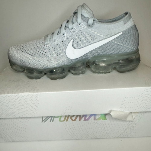 Nike WMNS Air Vapormax Flyknit new, limited edition grey size 38