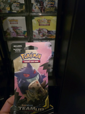 Team Up booster pack new