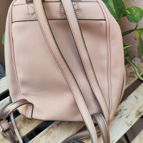 Accessorize backpack used, pink