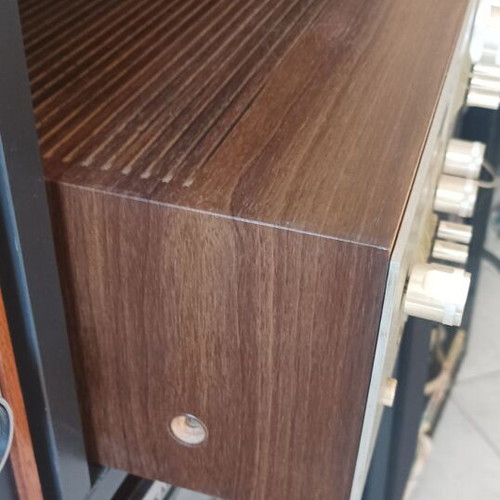 Vintage Akai AM-2600 stereo amplifier, made in Japan