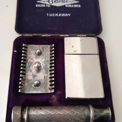 Gillete Vintage Tuckaway 1920 used, Made in USA