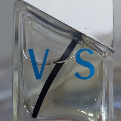 Versace V/S Versus Eau de Toilette Miniature 5ml like new