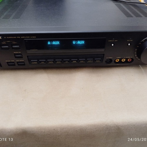 Marantz AV 500 Preamplifier like new, warm sound from the 90s