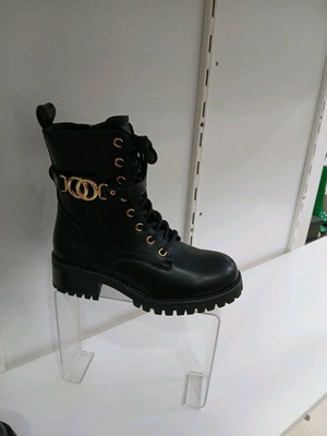Women's boots new, black size 36